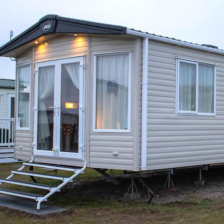 Eagle'S Den Caravan Lossiemouth ภายนอก รูปภาพ
