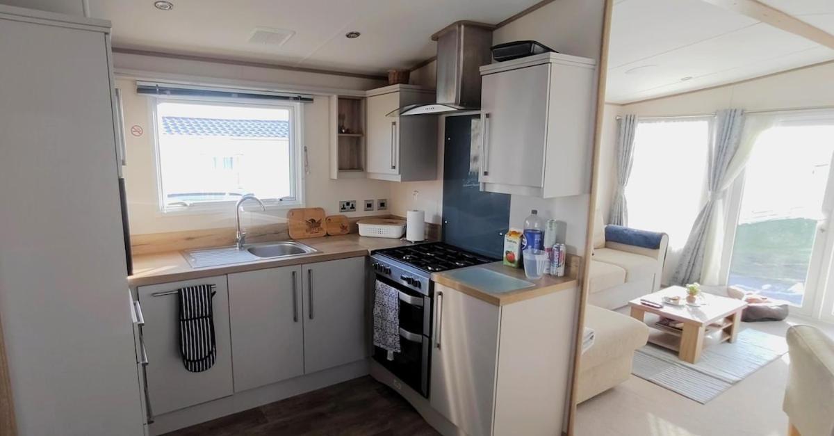 Eagle'S Den Caravan Lossiemouth ภายนอก รูปภาพ